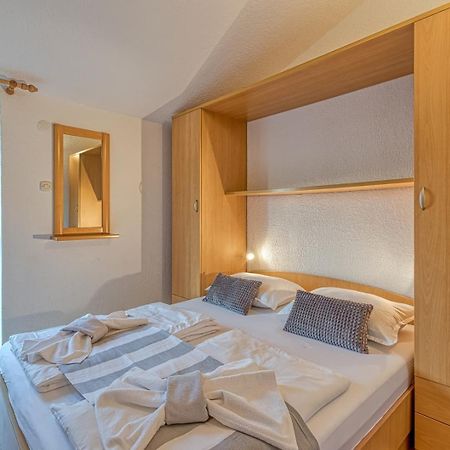 Apartment Vilma Funtana Exteriér fotografie