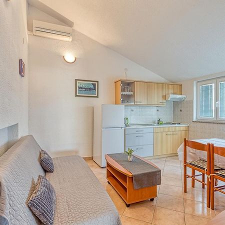 Apartment Vilma Funtana Exteriér fotografie