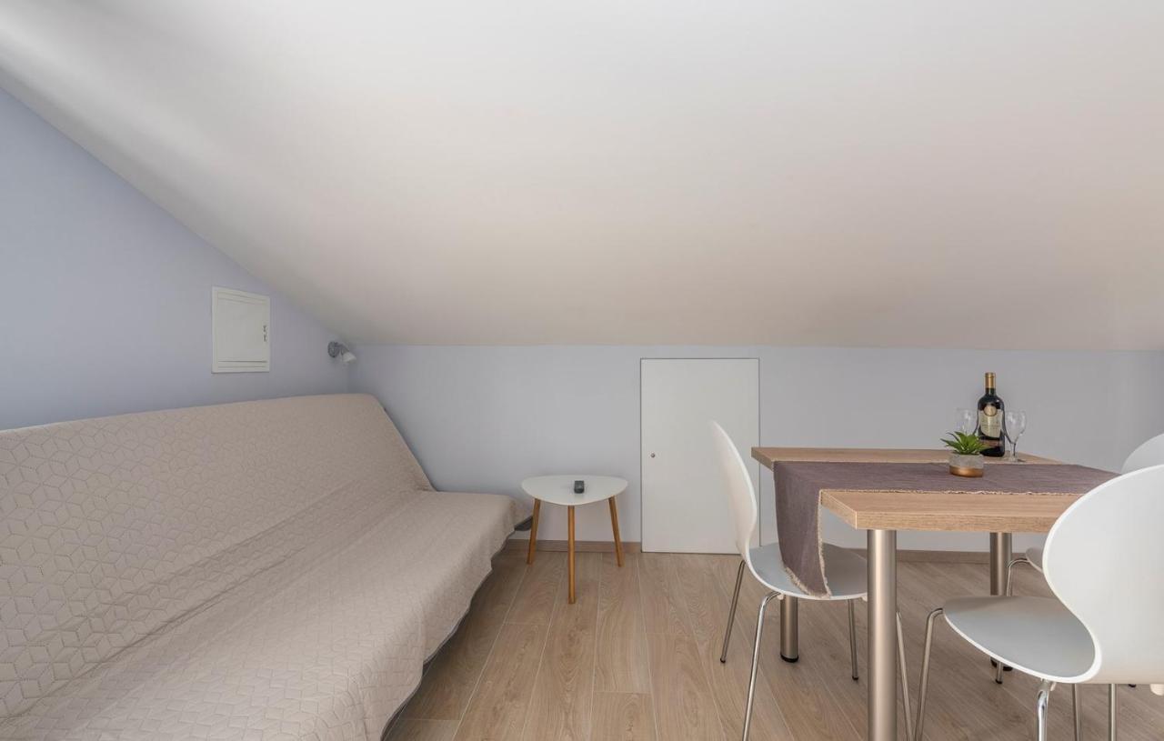 Apartment Vilma Funtana Exteriér fotografie