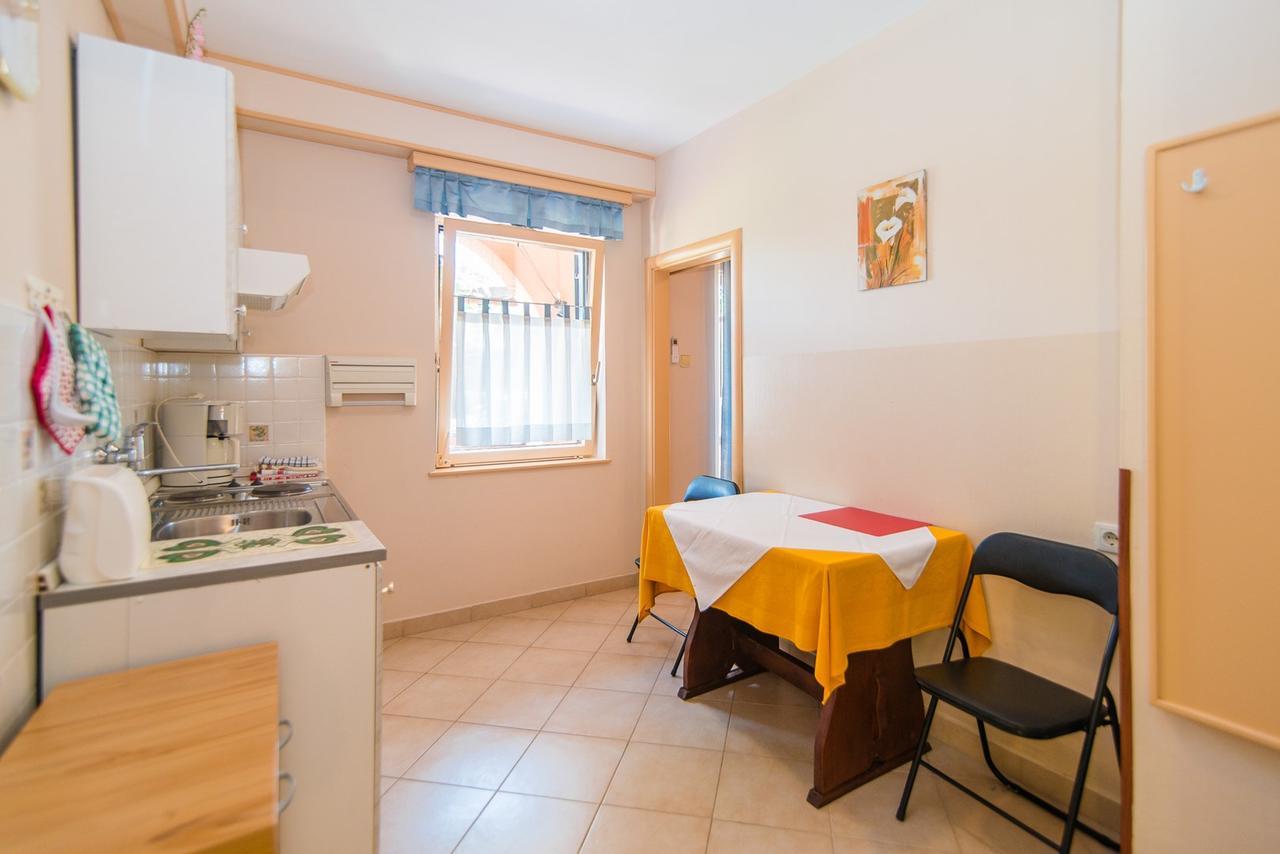 Apartment Vilma Funtana Exteriér fotografie
